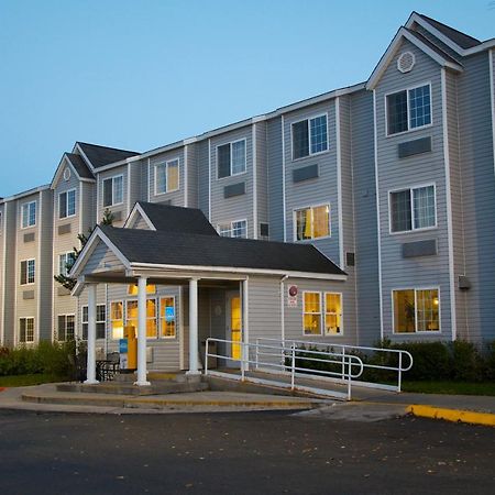 Baymont Inn & Suites By Wyndham Anchorage Airport Екстериор снимка
