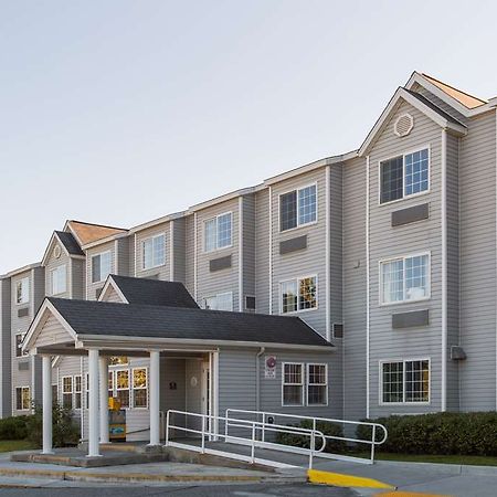 Baymont Inn & Suites By Wyndham Anchorage Airport Екстериор снимка