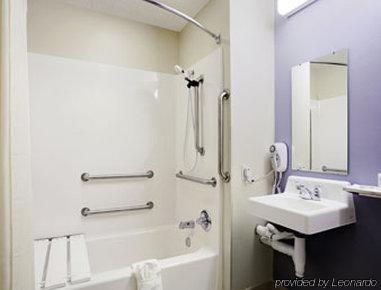 Baymont Inn & Suites By Wyndham Anchorage Airport Екстериор снимка